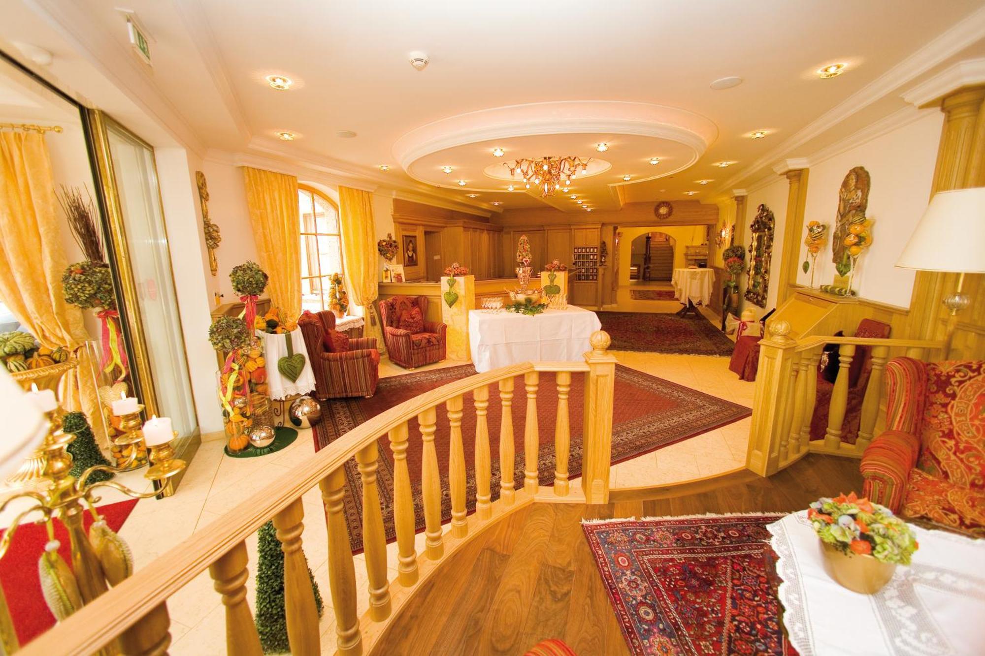 Gartenhotel Maria Theresia Халль в Триоле Экстерьер фото
