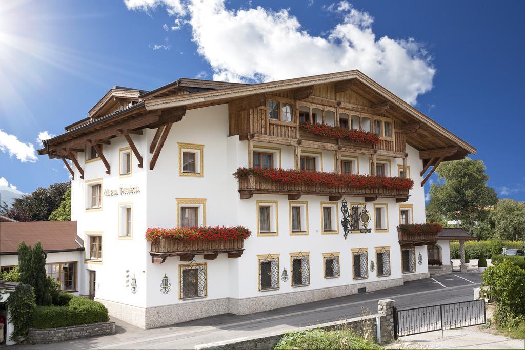 Gartenhotel Maria Theresia Халль в Триоле Экстерьер фото